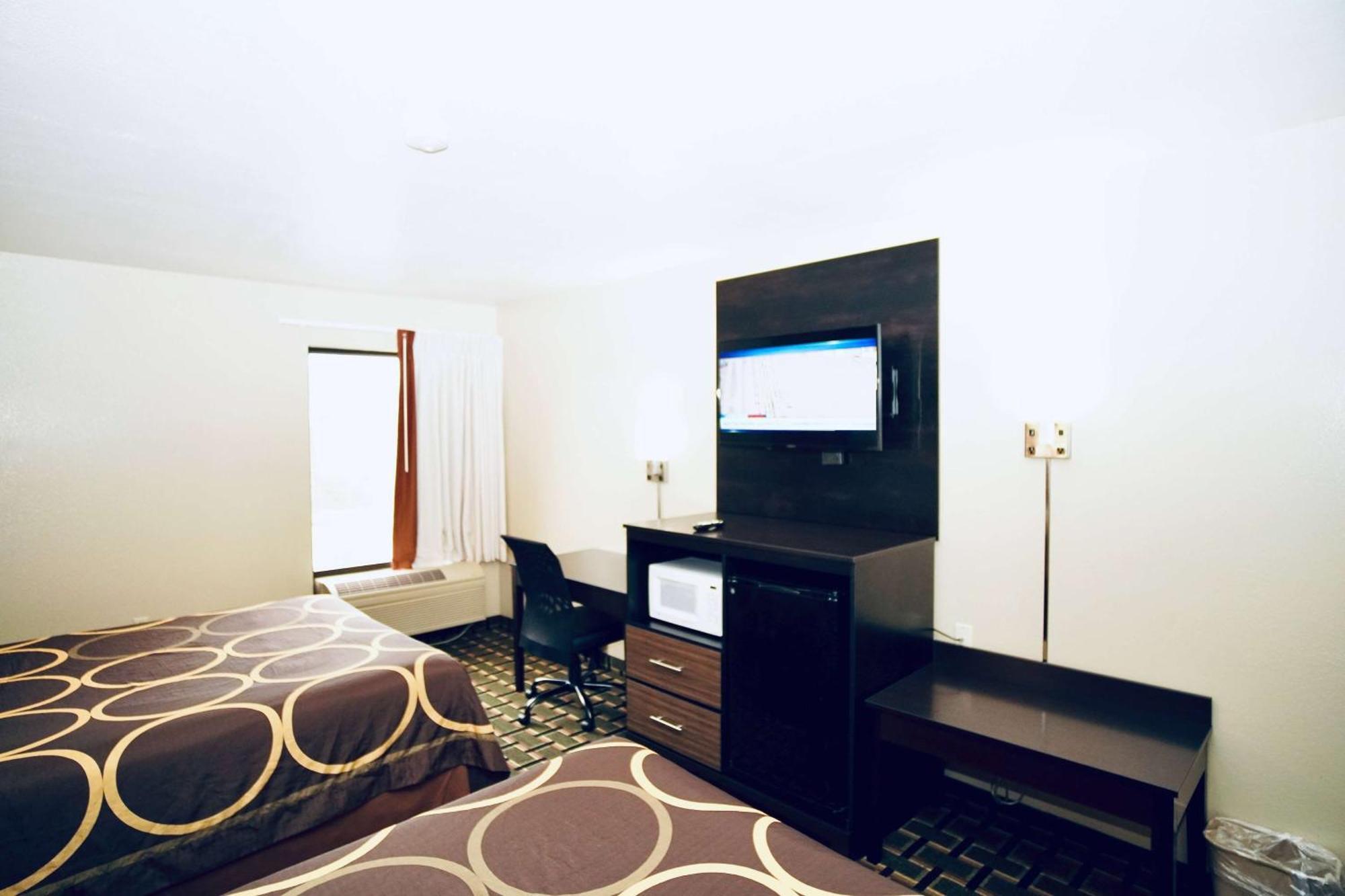 Super 8 By Wyndham Crossville Tn Buitenkant foto