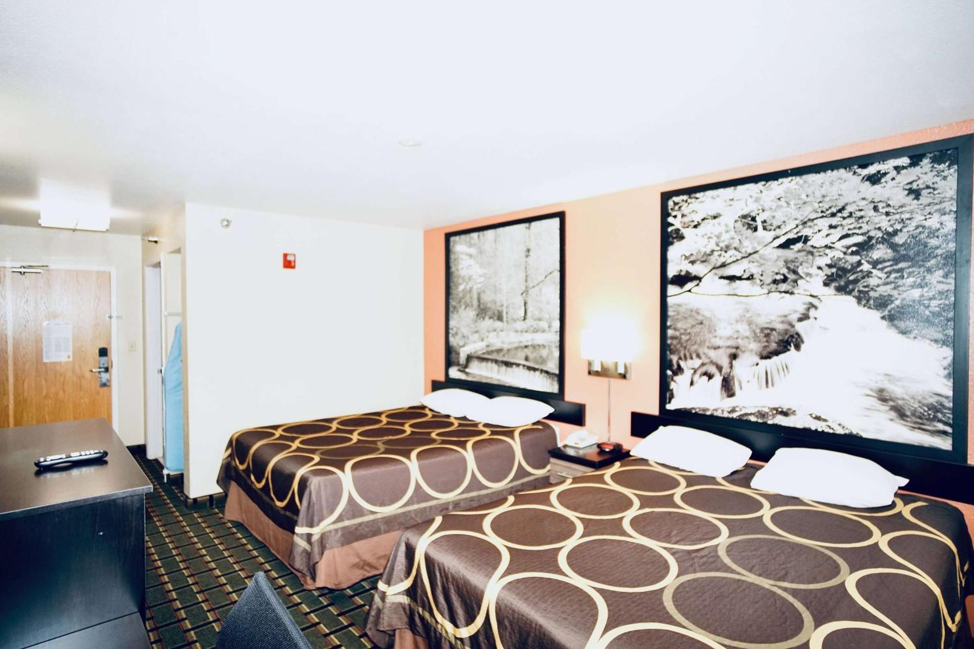 Super 8 By Wyndham Crossville Tn Buitenkant foto